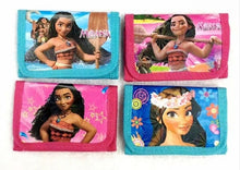 Load image into Gallery viewer, 2Pcs Superhero Coin Purse Cute Kids Cartoon Wallet Bag Pouch Children Purse Small Wallet Party Gift